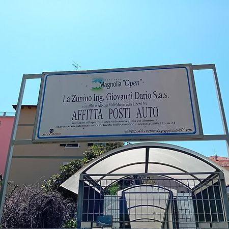 Ama Affittacamere Албенга Екстериор снимка